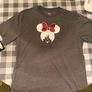 🍾HOST PICK🍾 Minnie Mouse Disney Castle Tshirt!